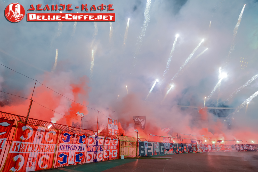 gal/2022-2023/derbi_169/delije02.jpg
